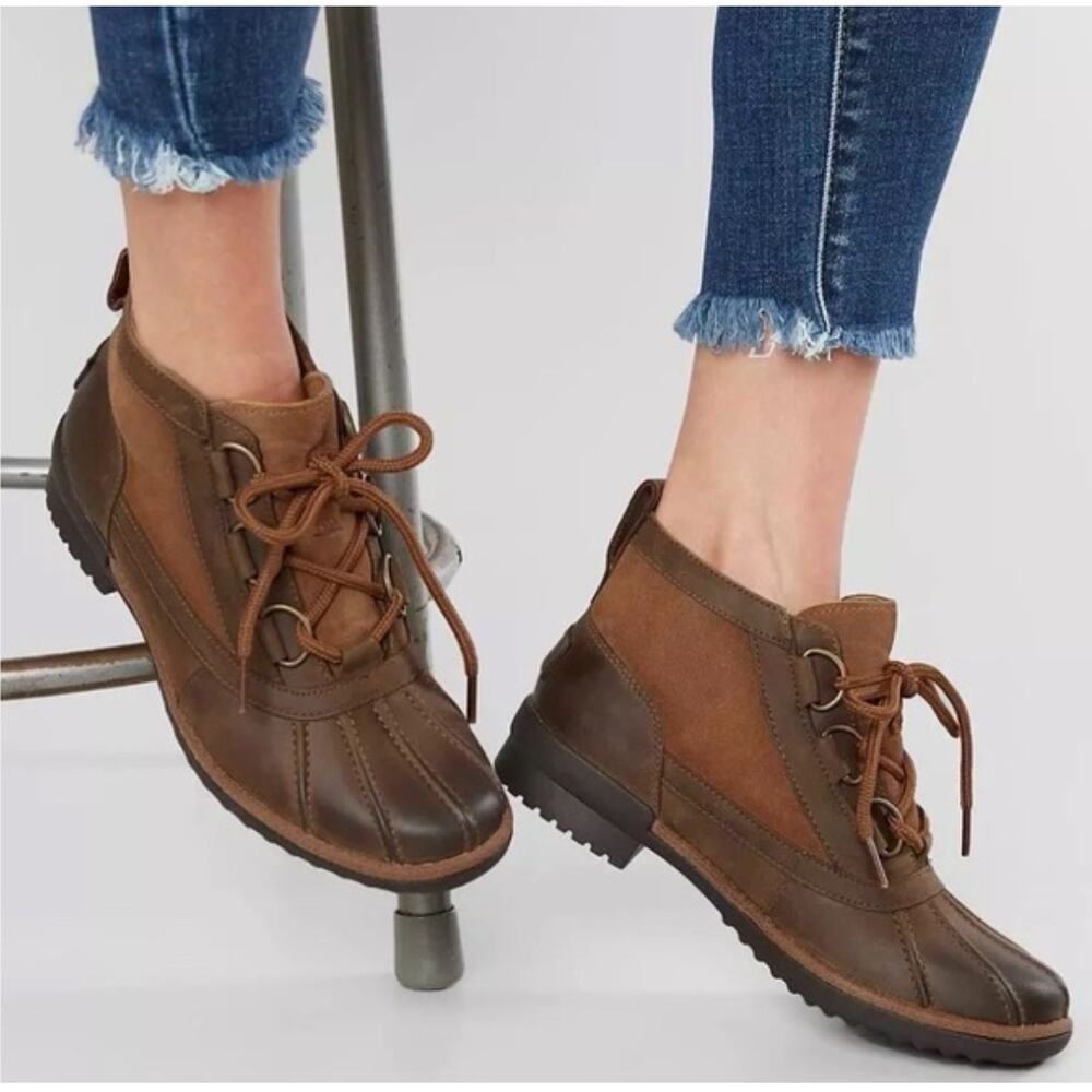 UGG Australia Brown Leather Suede Shearling Magpie Duck Booties Sz 9 Outdoors